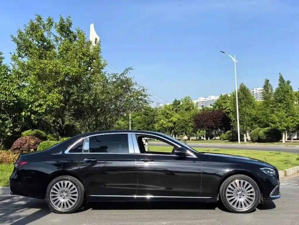 Mercedes-Benz E-Class 2023 E 300 L Fashion Edition — миниатюра 7