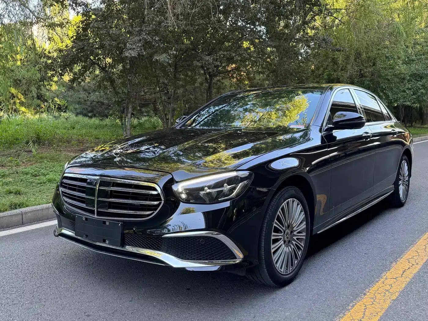 Mercedes-Benz E-Class 2023 E 300 L Sport Luxury — миниатюра 1