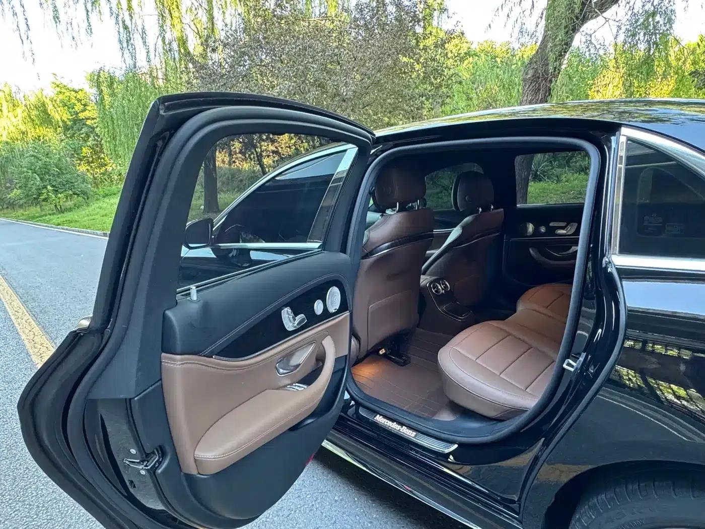 Mercedes-Benz E-Class 2023 E 300 L Sport Luxury — миниатюра 13