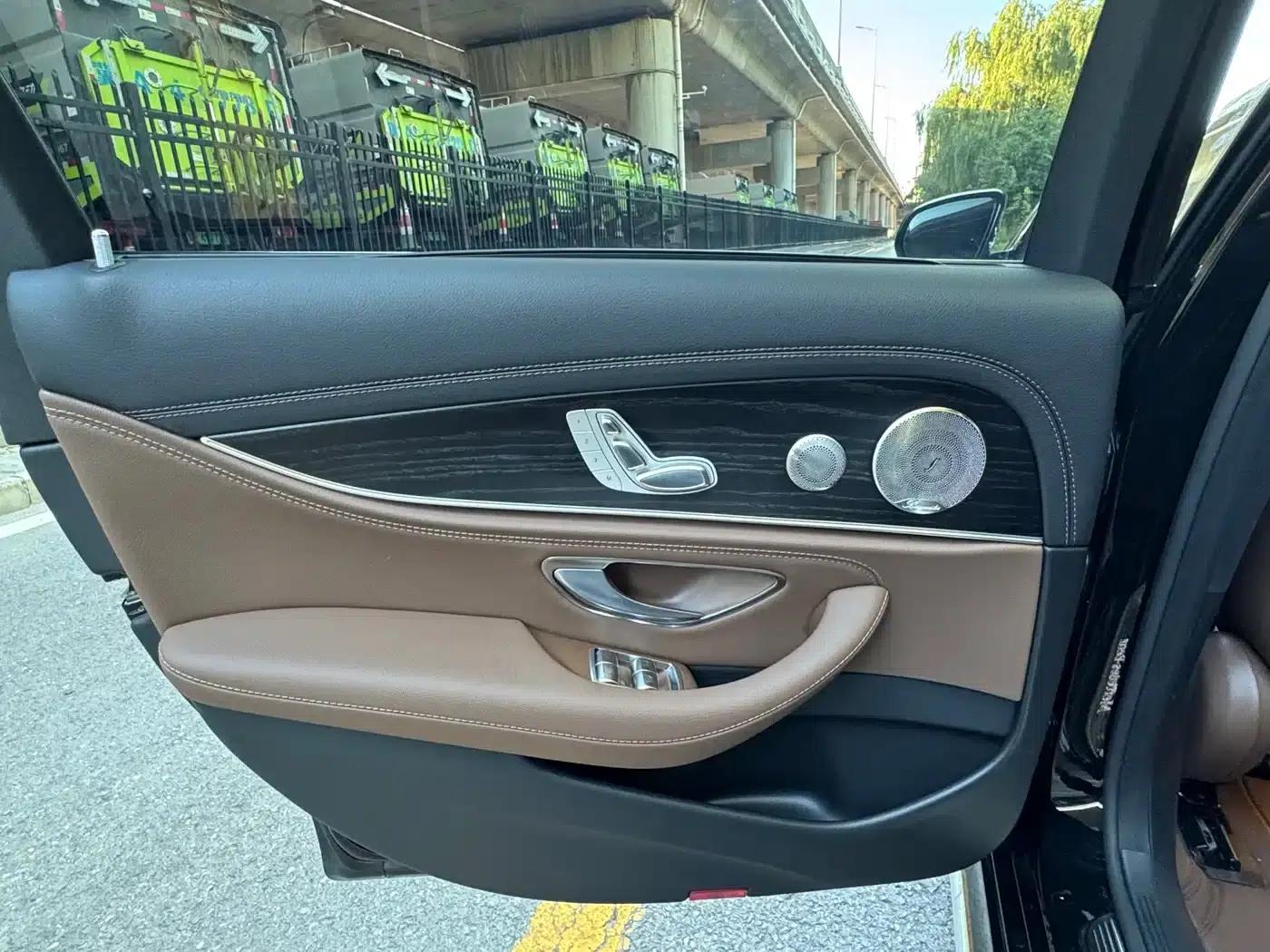 Mercedes-Benz E-Class 2023 E 300 L Sport Luxury — миниатюра 16
