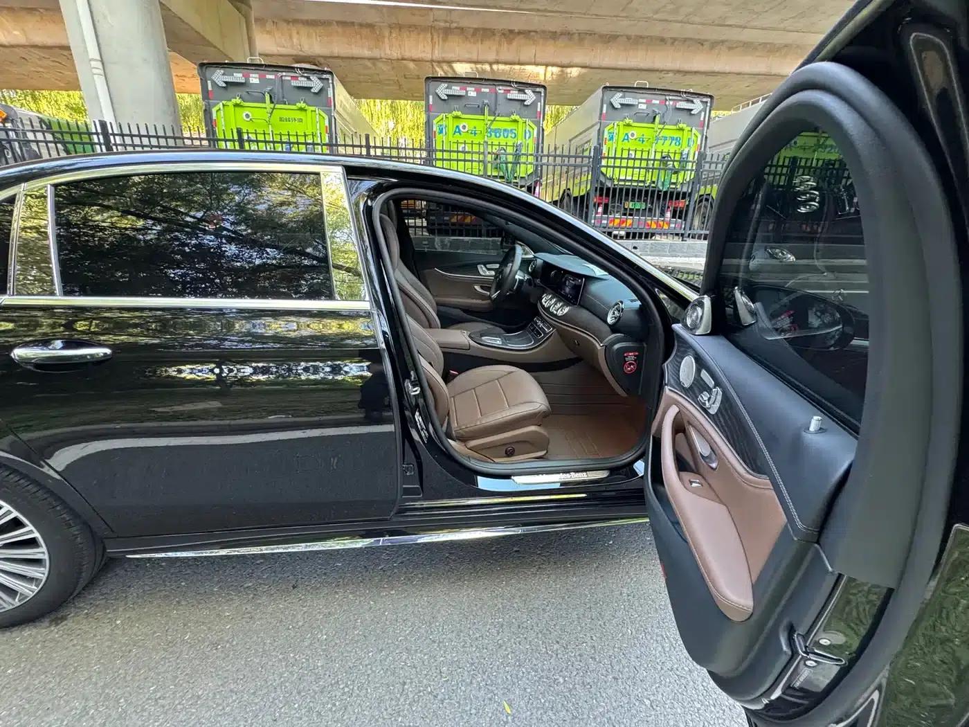 Mercedes-Benz E-Class 2023 E 300 L Sport Luxury — миниатюра 22
