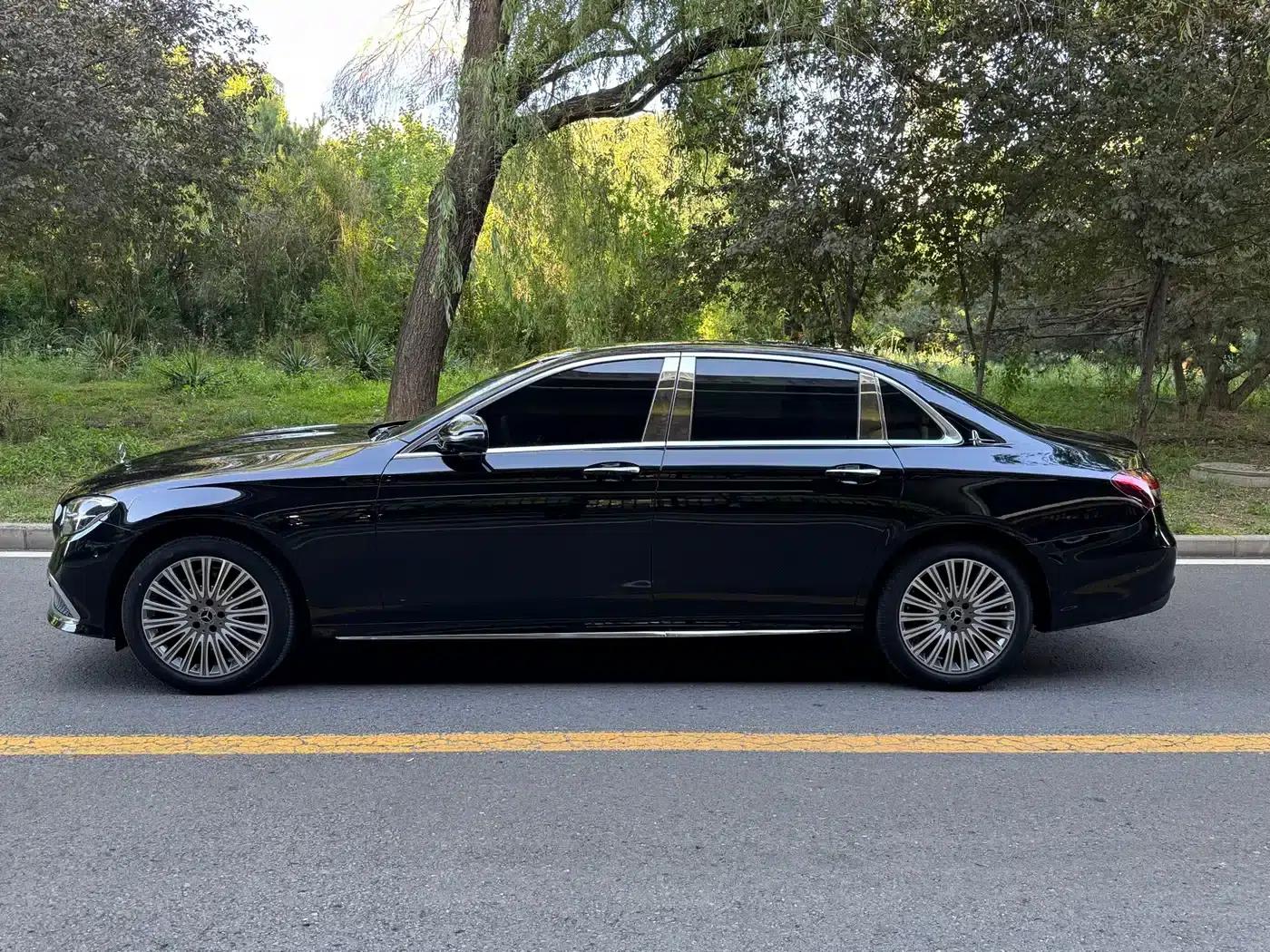 Mercedes-Benz E-Class 2023 E 300 L Sport Luxury — миниатюра 24