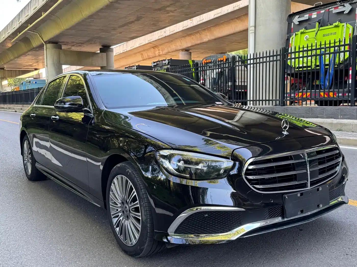 Mercedes-Benz E-Class 2023 E 300 L Sport Luxury — миниатюра 4