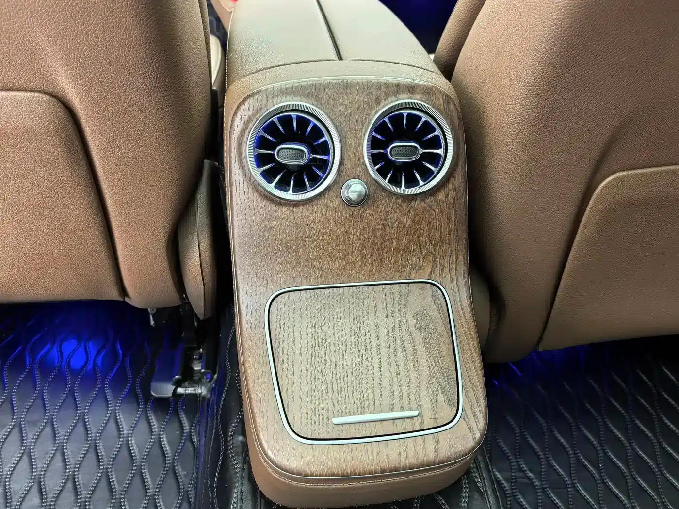 Mercedes-Benz E-Class 2023 E 300 L Fashion Edition — миниатюра 16