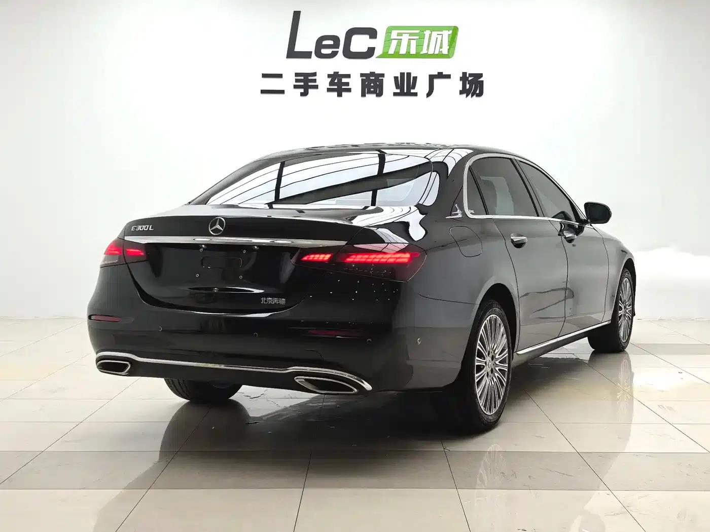Mercedes-Benz E-Class 2023 E 300 L Fashion Edition — миниатюра 5