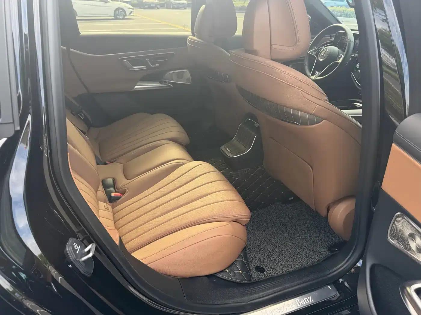 2025 Mercedes-Benz E-Class E 300 L Luxury — миниатюра 9