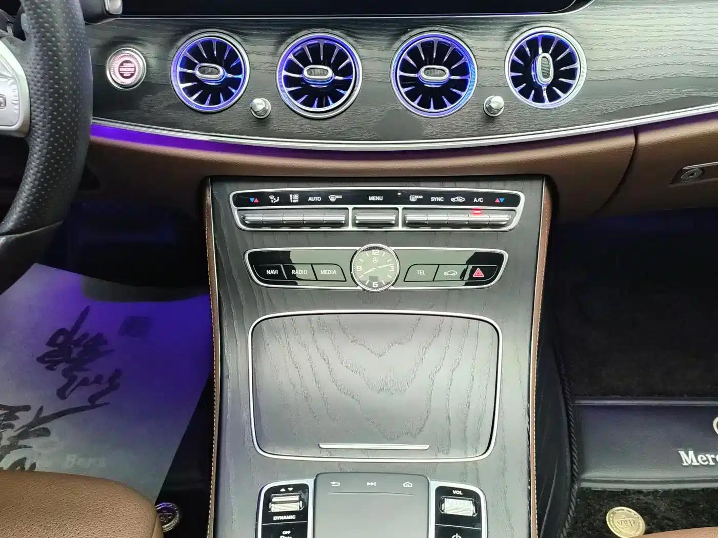 Mercedes-Benz E-Class 2020 Facelift E 300 L Sport Style — миниатюра 8