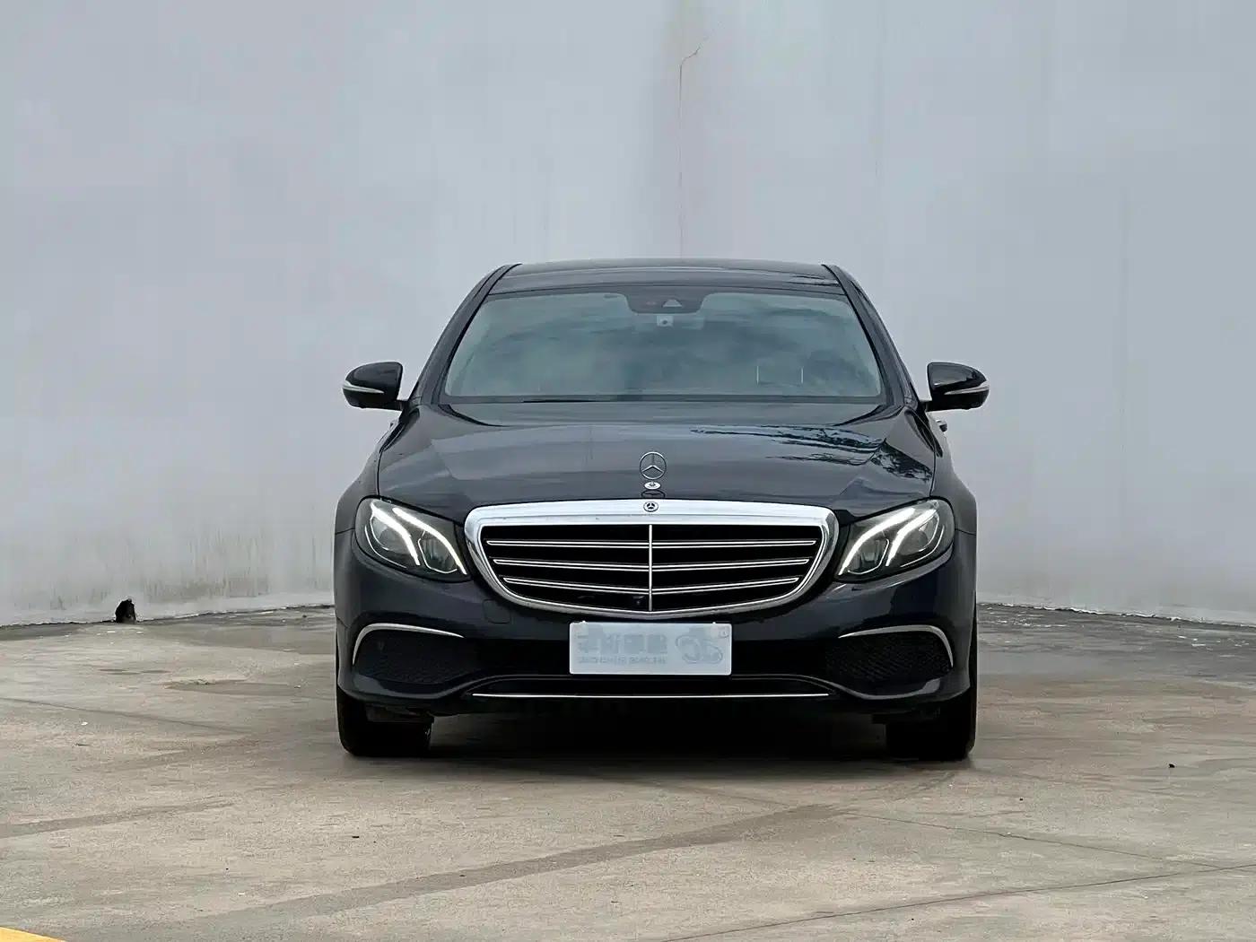 2017 Mercedes-Benz E-Class E 300 L Luxury — миниатюра 2