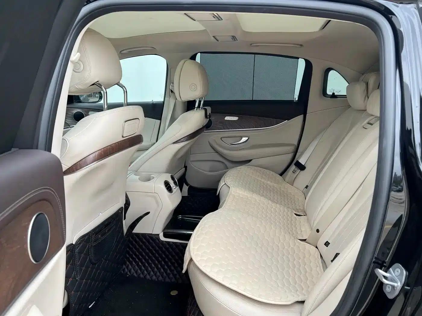 2017 Mercedes-Benz E-Class E 300 L Luxury — миниатюра 7