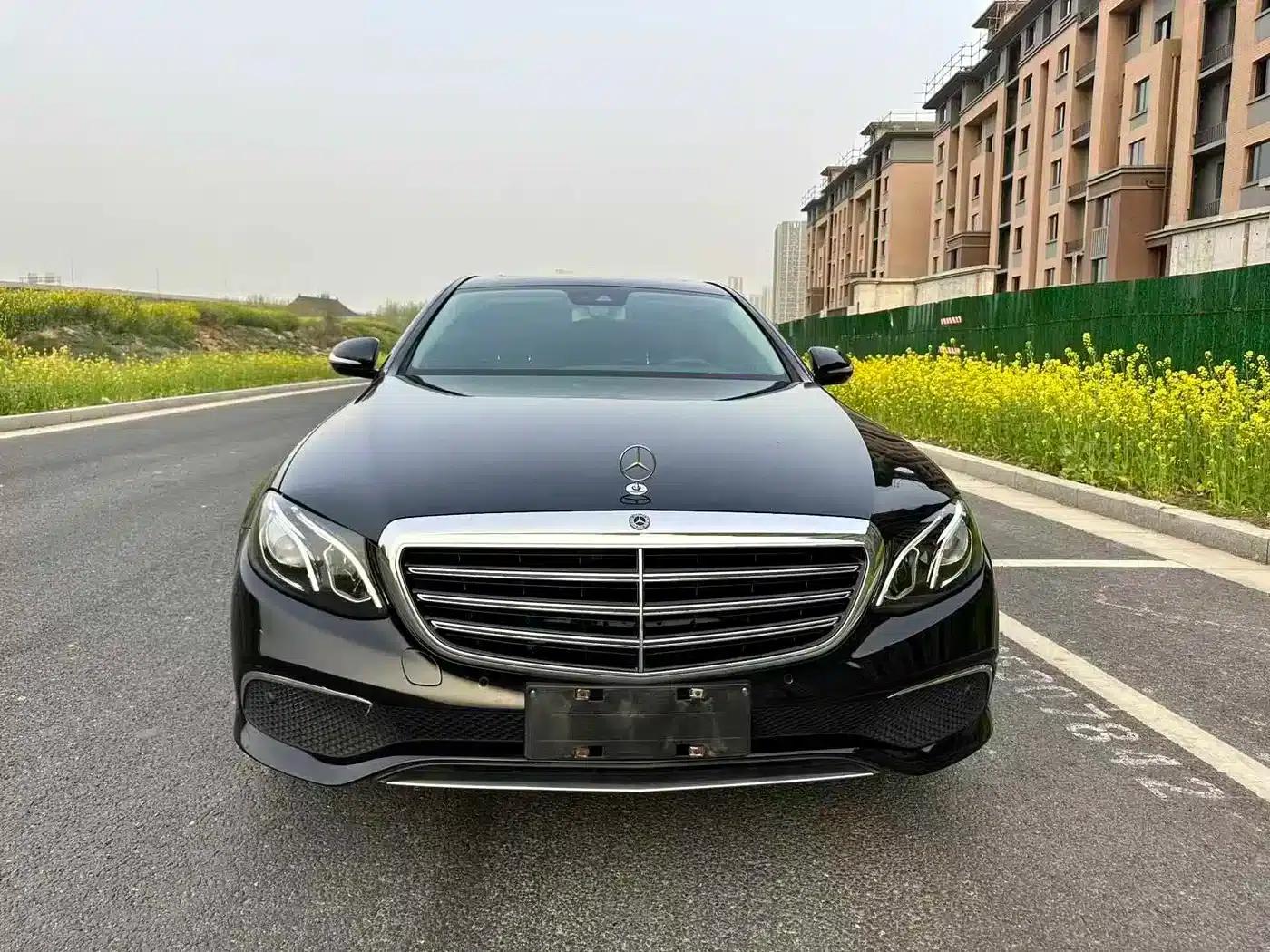 2016 Mercedes-Benz E-Class E 200 L — миниатюра 2