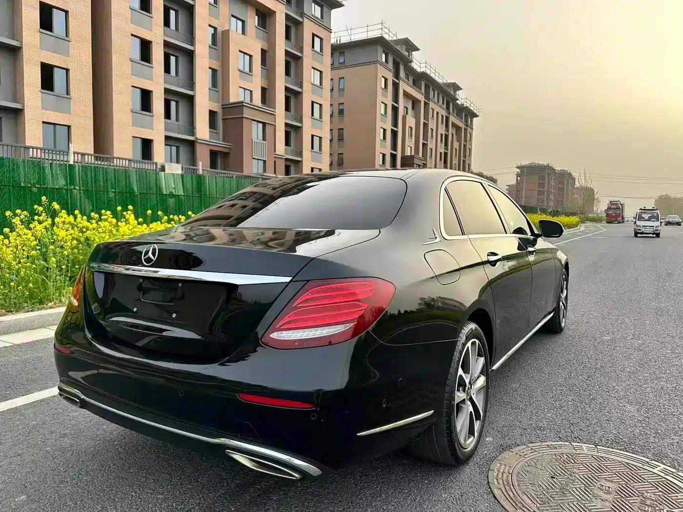2016 Mercedes-Benz E-Class E 200 L — миниатюра 9