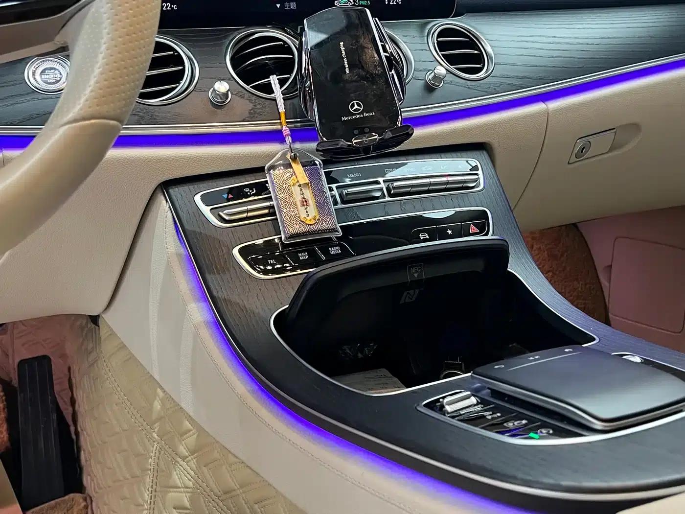 Mercedes-Benz E-Class 2021 E 300 L Fashion Edition — миниатюра 19