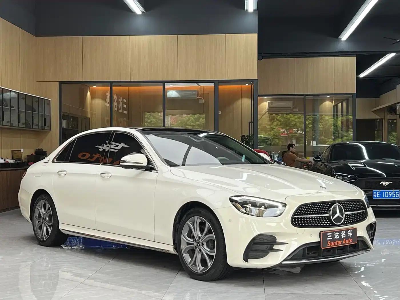 Mercedes-Benz E-Class 2021 E 300 L Fashion Edition — миниатюра 3