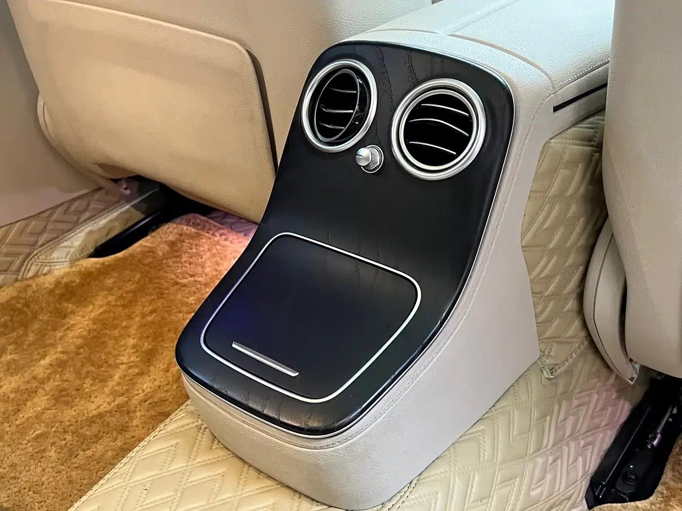 Mercedes-Benz E-Class 2021 E 300 L Fashion Edition — миниатюра 24