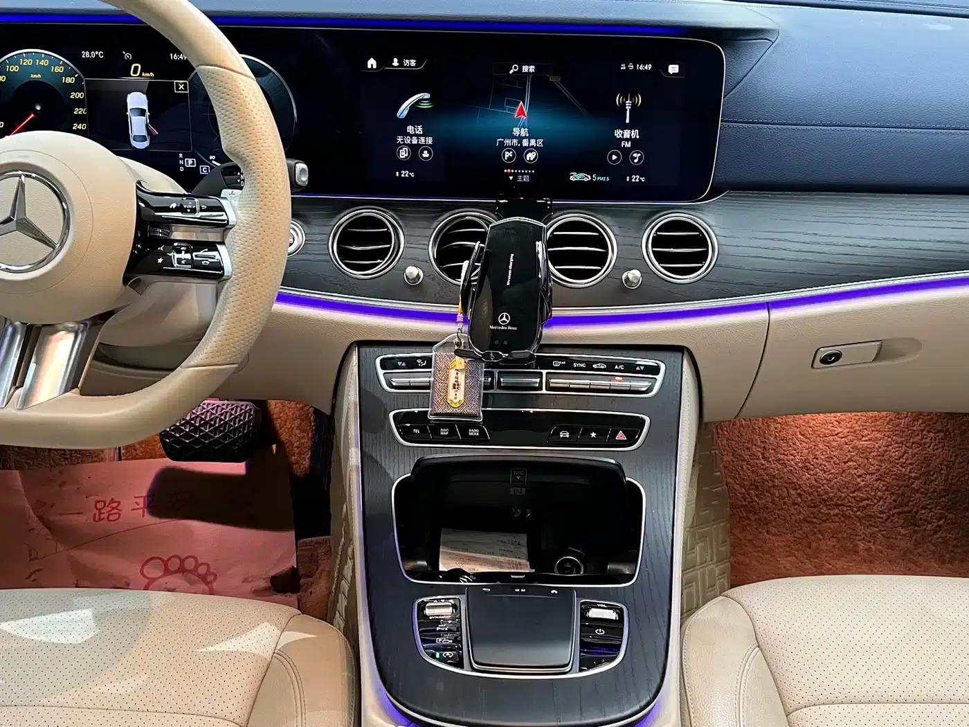 Mercedes-Benz E-Class 2021 E 300 L Fashion Edition — миниатюра 25