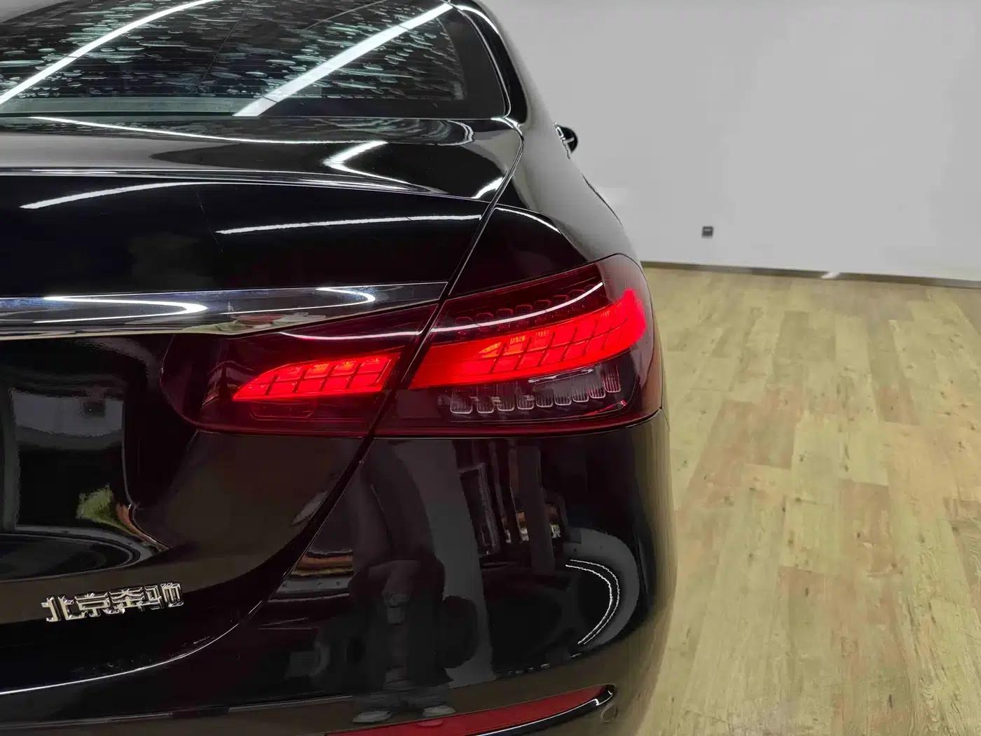 Mercedes-Benz E-Class 2021 E 300 L Fashion Edition — миниатюра 11