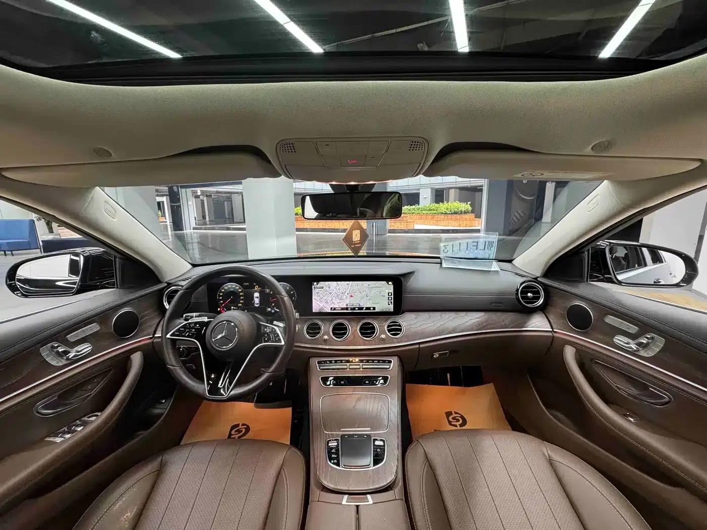 Mercedes-Benz E-Class 2021 E 300 L Fashion Edition — миниатюра 26