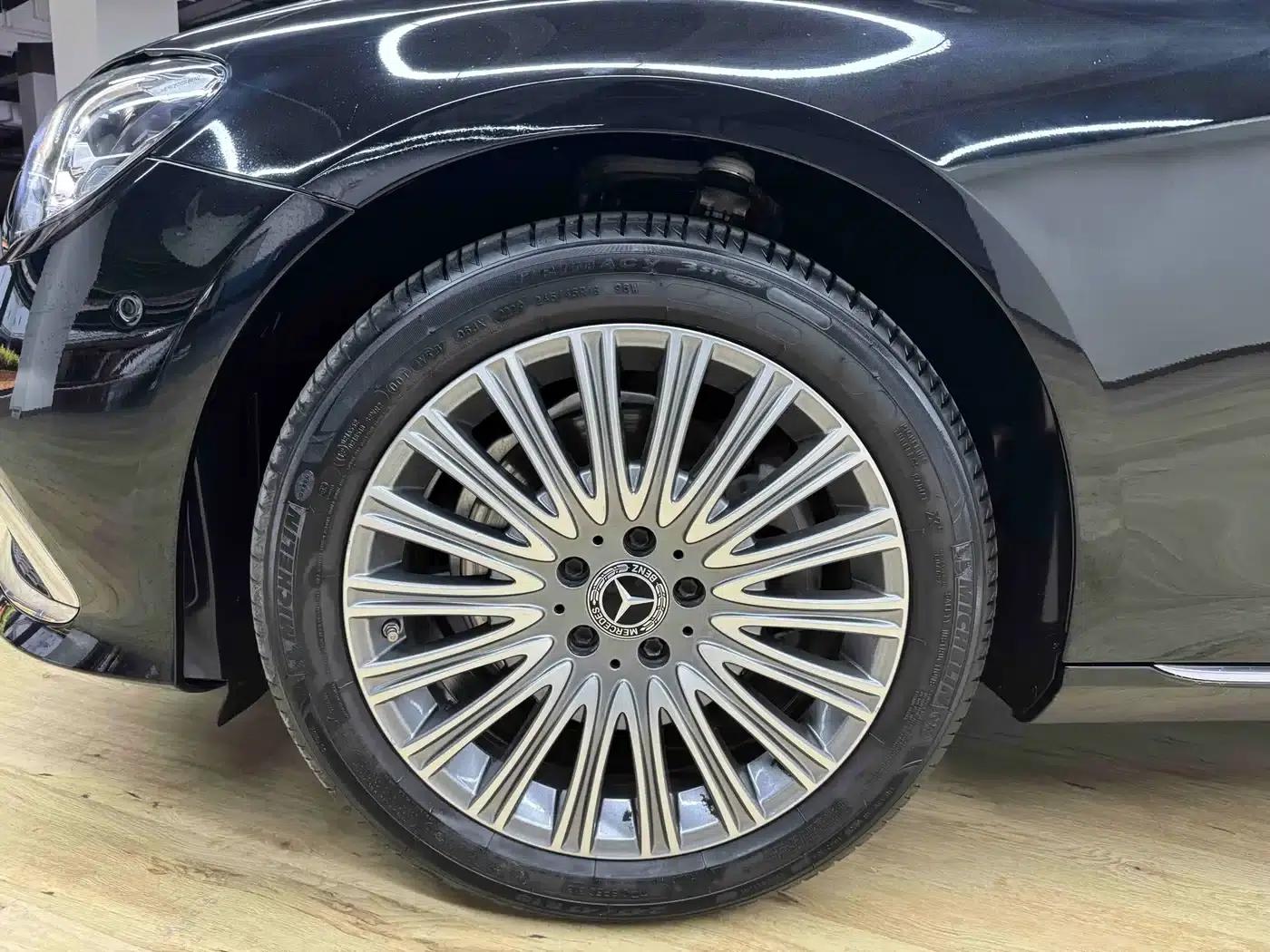Mercedes-Benz E-Class 2021 E 300 L Fashion Edition — миниатюра 6