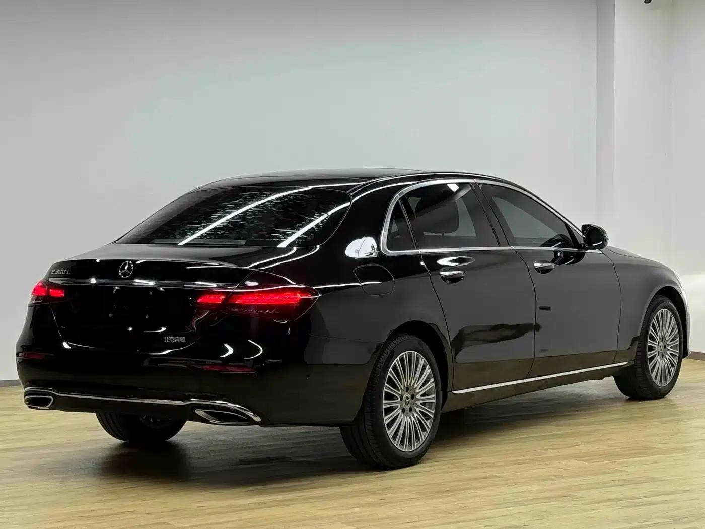 Mercedes-Benz E-Class 2021 E 300 L Fashion Edition — миниатюра 10