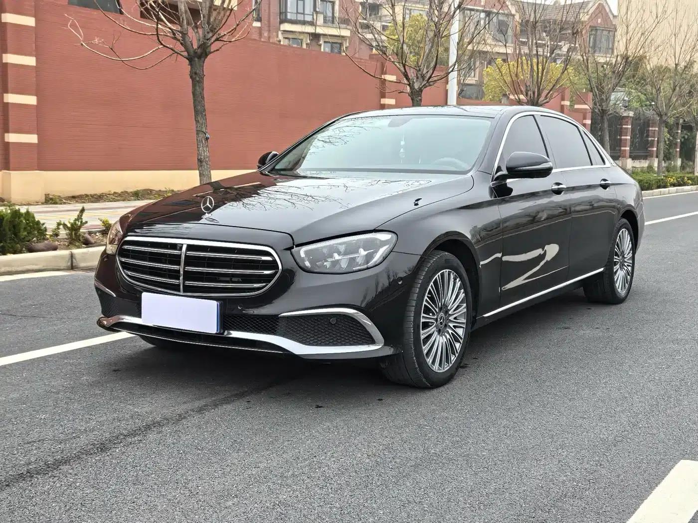 Mercedes-Benz E-Class 2023 E 300 L Luxury — миниатюра 2