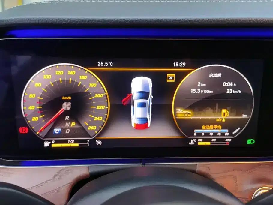 Mercedes-Benz E-Class 2020 E 300 L Fashion Edition — миниатюра 14
