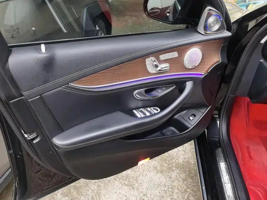 Mercedes-Benz E-Class 2020 E 300 L Fashion Edition — миниатюра 7