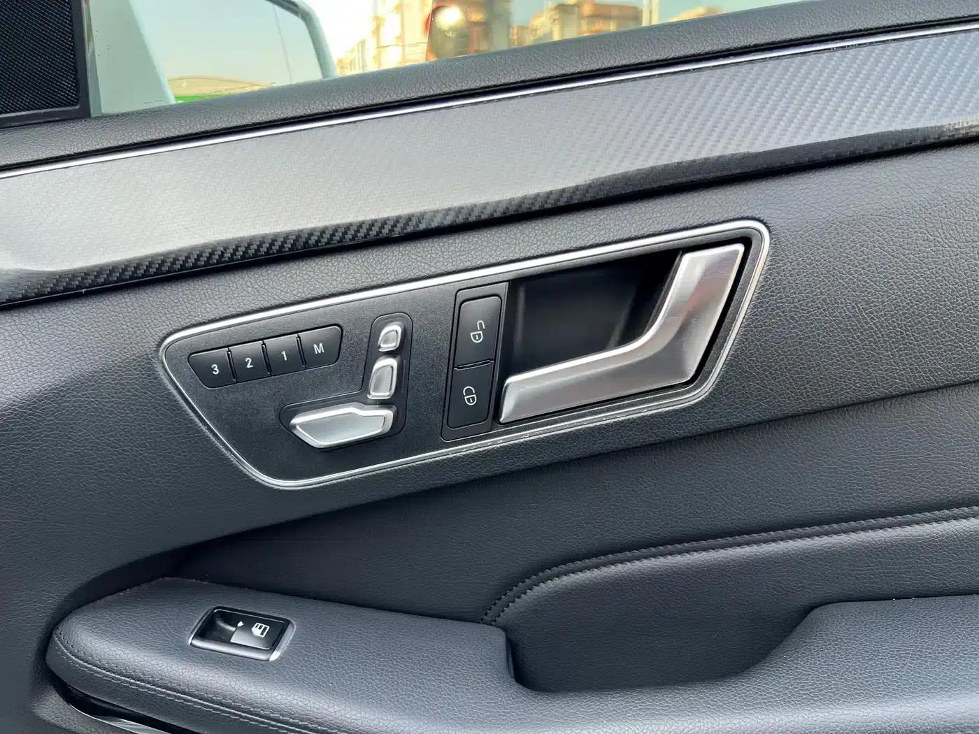 2015 Mercedes-Benz E-Class E 260 L Sport — миниатюра 13
