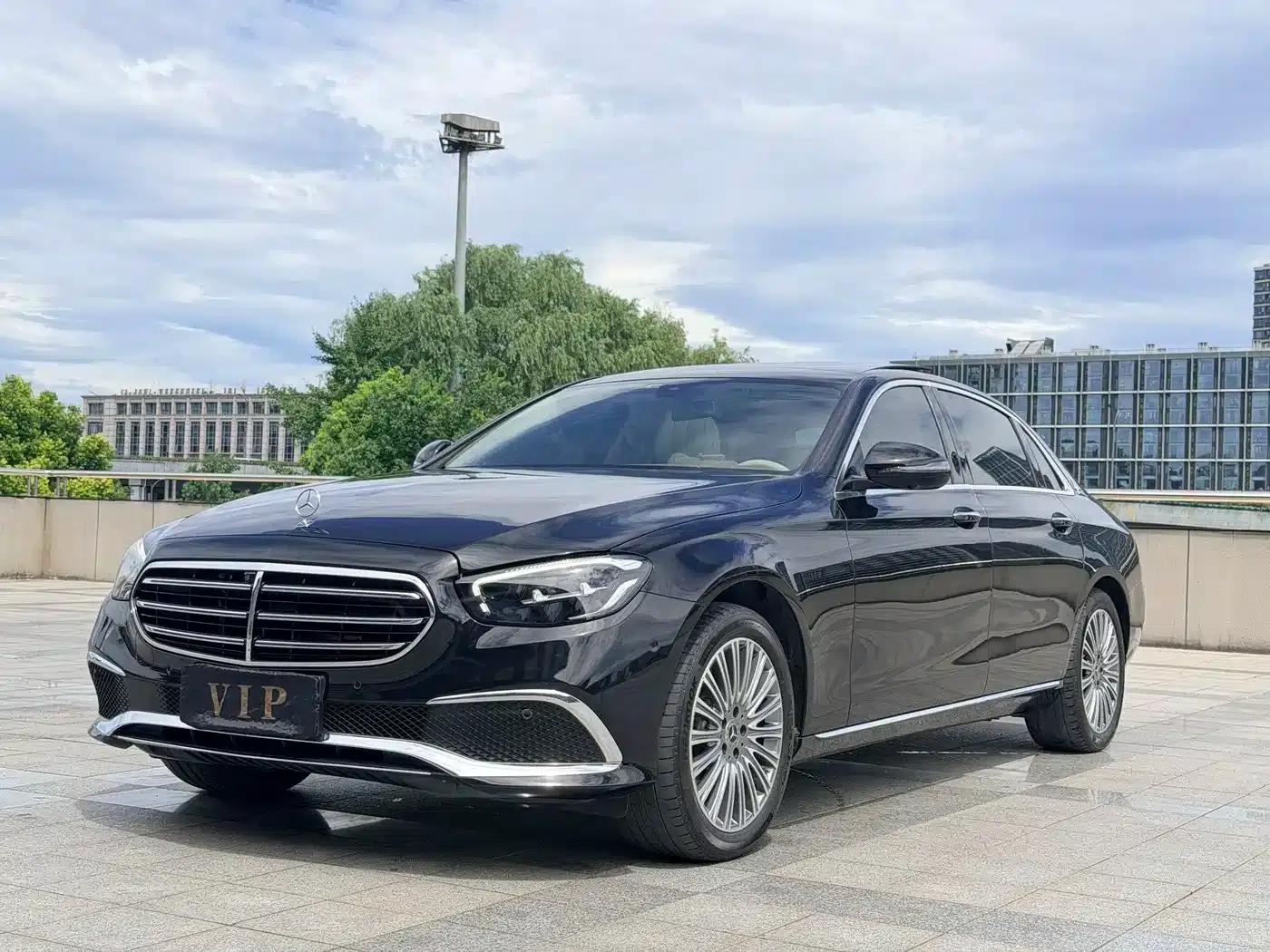 Mercedes-Benz E-Class 2023 E 300 L Luxury — миниатюра 1