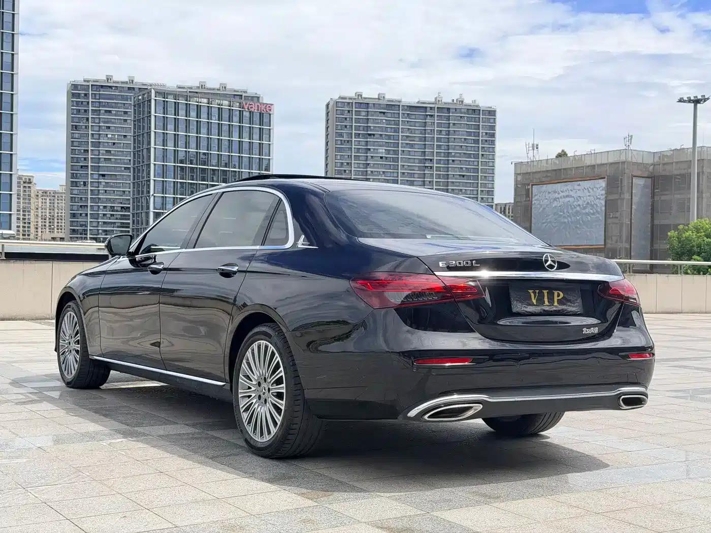 Mercedes-Benz E-Class 2023 E 300 L Luxury — миниатюра 7