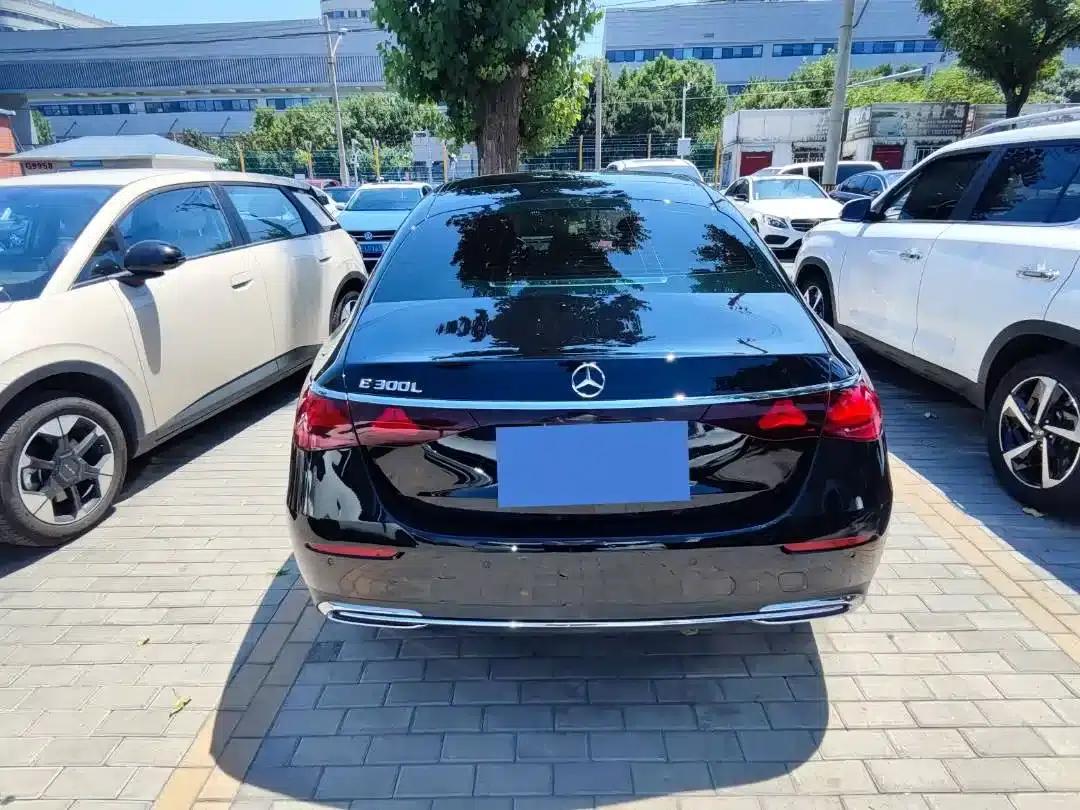 Mercedes-Benz E-Class 2024 Facelift E 300 L Fashion Model — миниатюра 17