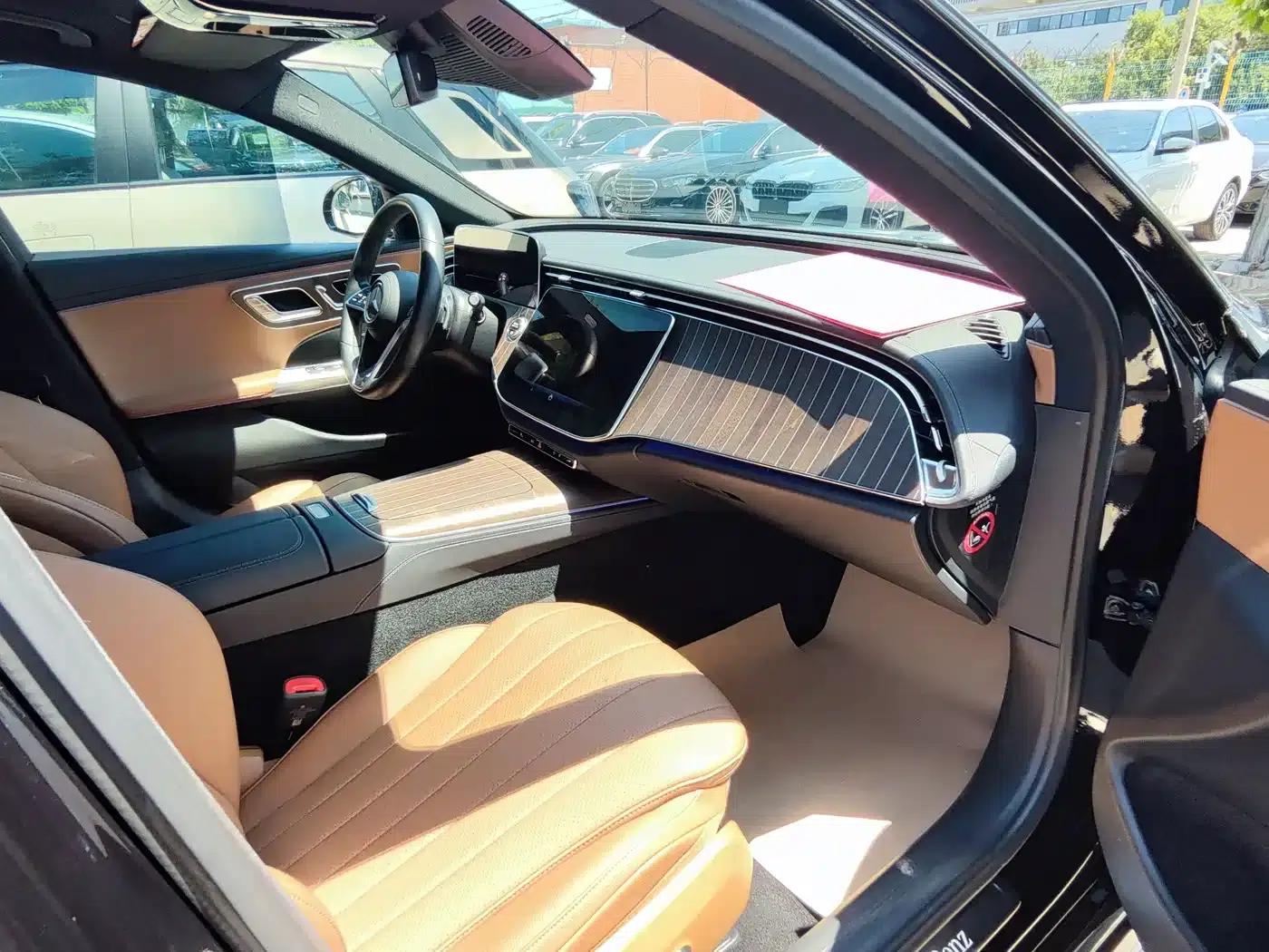 Mercedes-Benz E-Class 2024 Facelift E 300 L Fashion Model — миниатюра 4