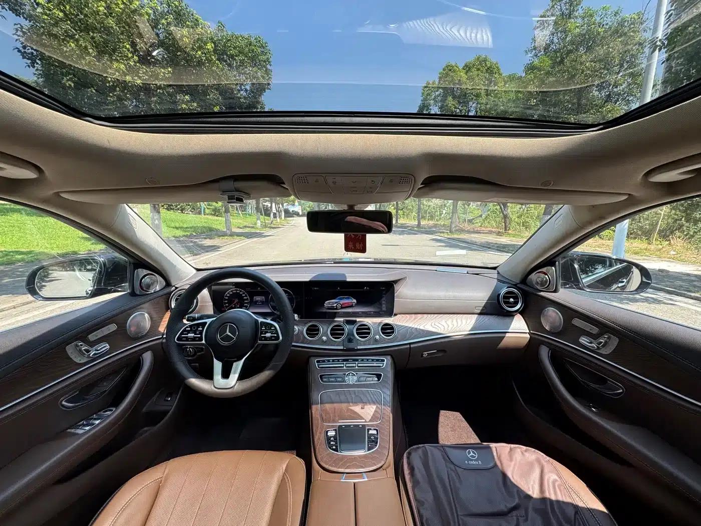 Mercedes-Benz E-Class 2019 Facelift E 300 L Fashion Model — миниатюра 12