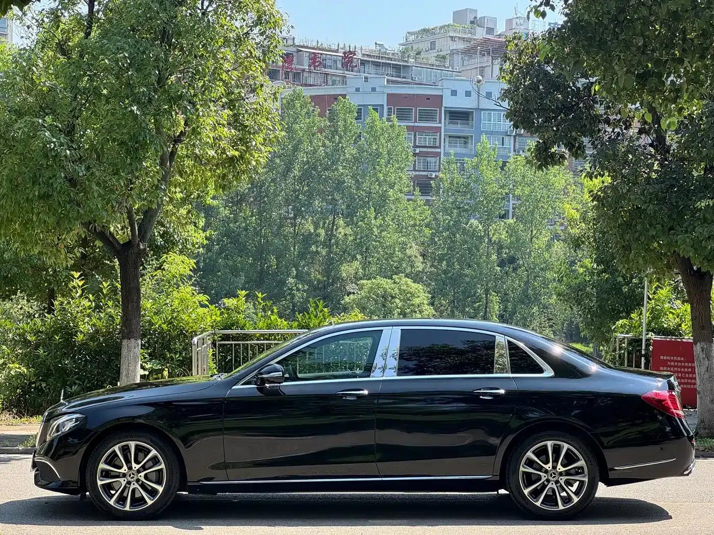Mercedes-Benz E-Class 2019 Facelift E 300 L Fashion Model — миниатюра 5