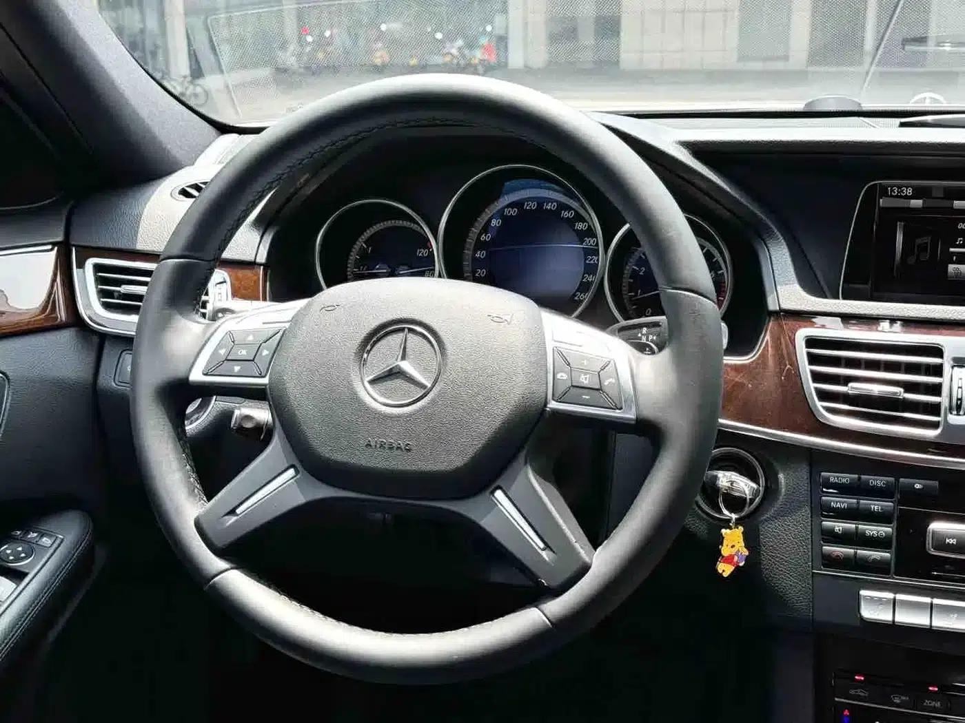 2014 Mercedes-Benz E-Class Facelift E 260 L Luxury — миниатюра 11