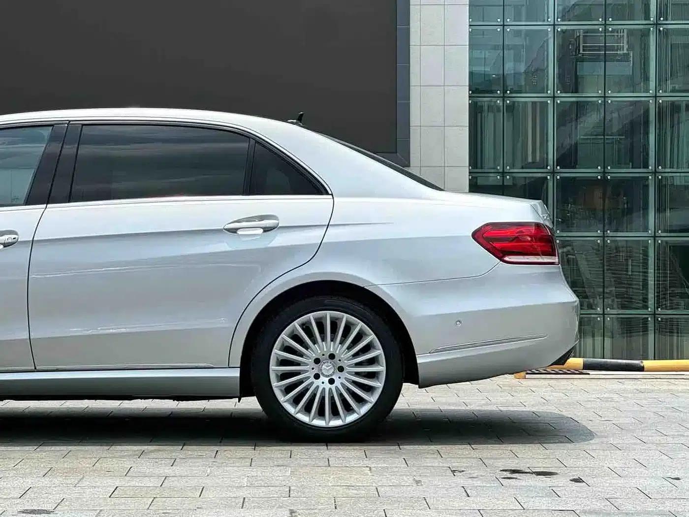 2014 Mercedes-Benz E-Class Facelift E 260 L Luxury — миниатюра 6