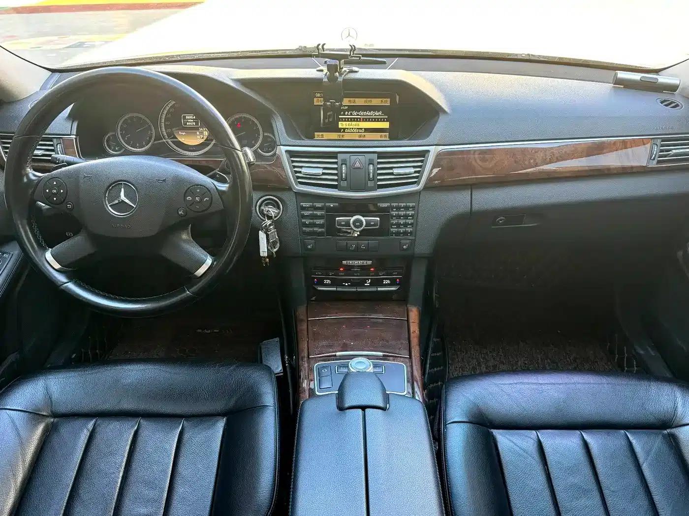 2012 Mercedes-Benz E-Class E 300 L Elegance — миниатюра 11