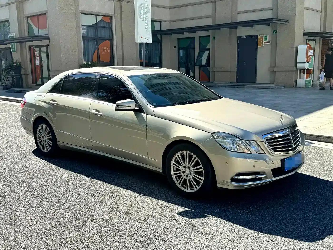 2012 Mercedes-Benz E-Class E 300 L Elegance — миниатюра 3
