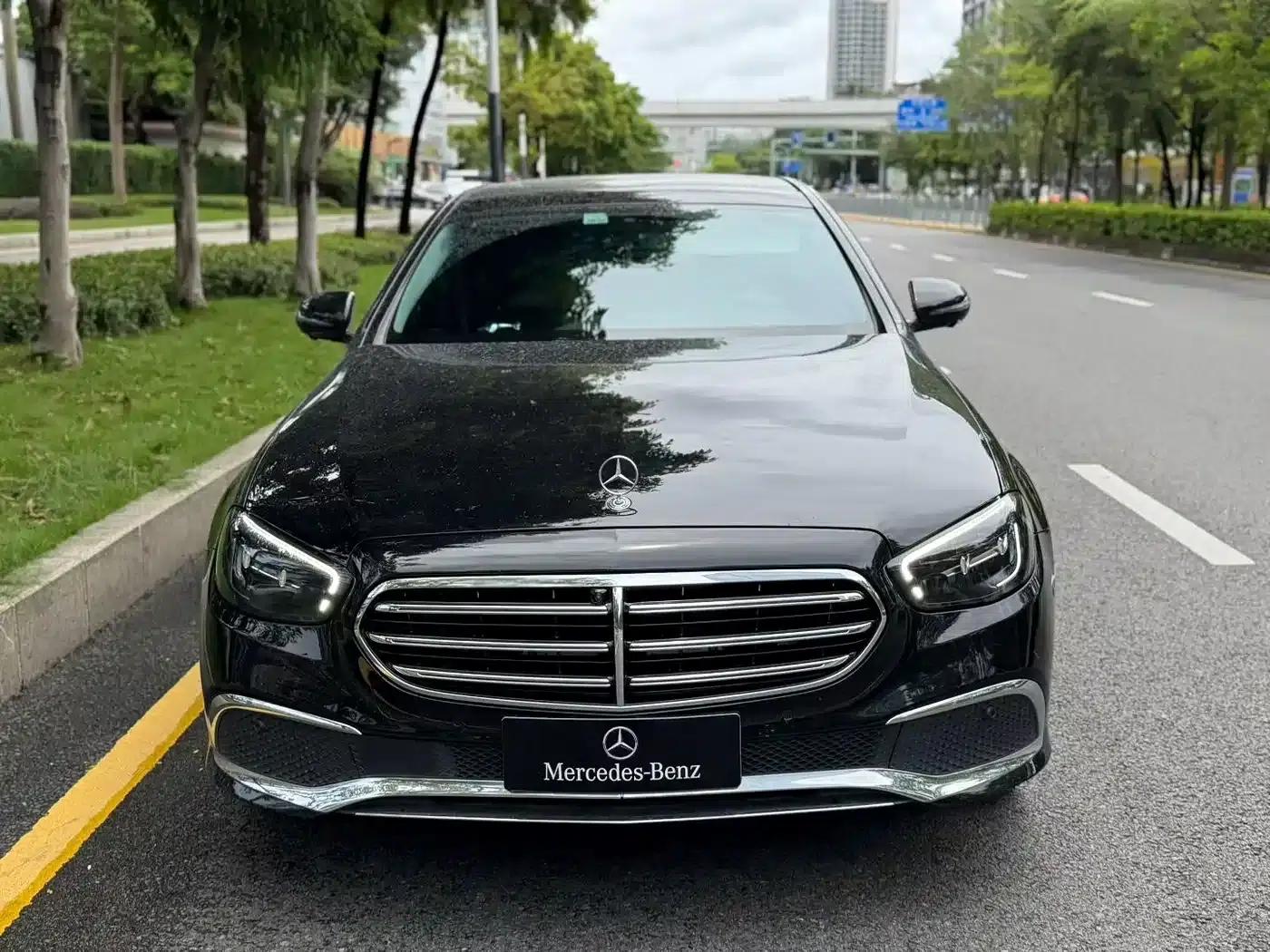 Mercedes-Benz E-Class 2022 E 300 L Sport Luxury — миниатюра 2