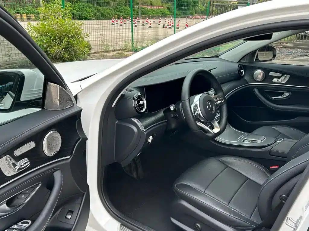 Mercedes-Benz E-Class 2019 E 300 L Sport Luxury — миниатюра 8