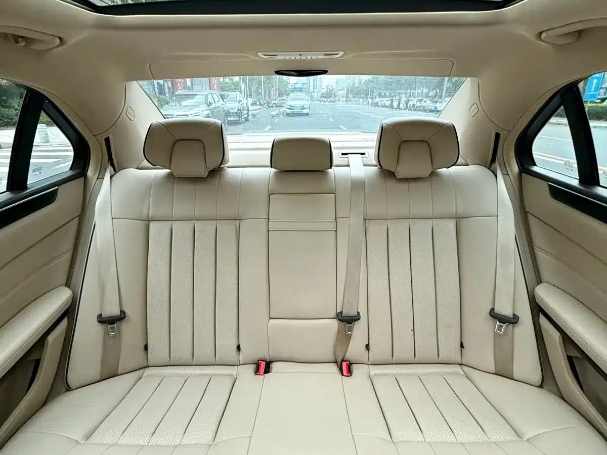2015 Mercedes-Benz E-Class Facelift E 260 L Sport — миниатюра 14