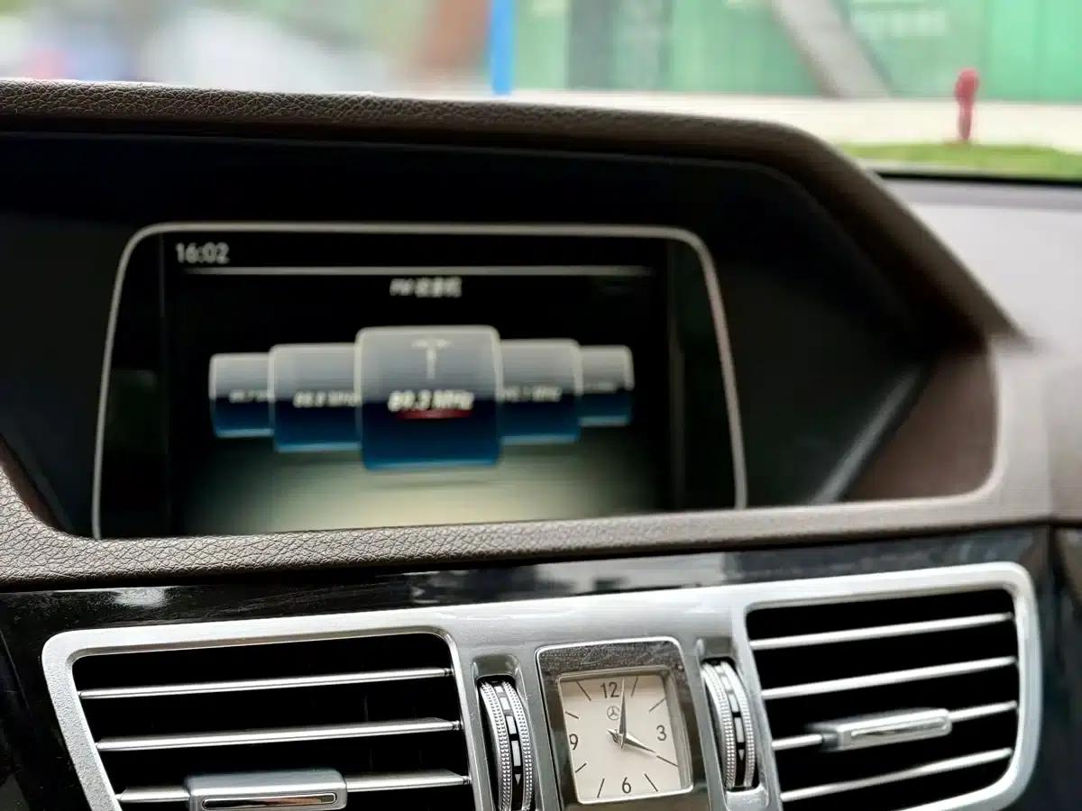 2015 Mercedes-Benz E-Class Facelift E 260 L Sport — миниатюра 22