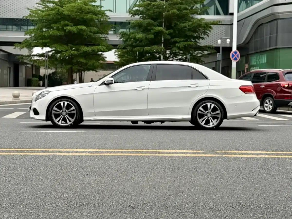 2015 Mercedes-Benz E-Class Facelift E 260 L Sport — миниатюра 8