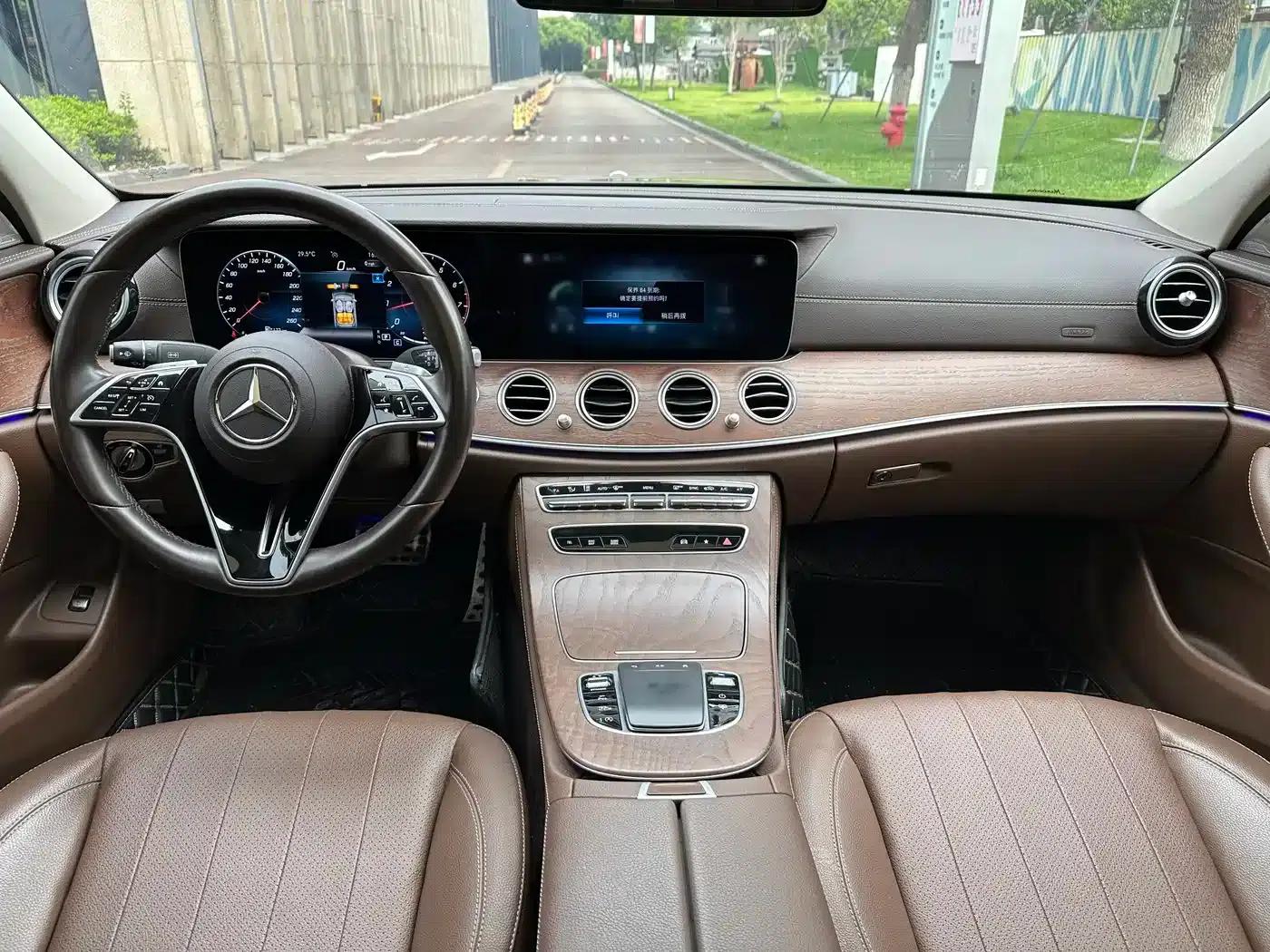 2021 Mercedes-Benz E-Class E 300 L Luxury — миниатюра 4