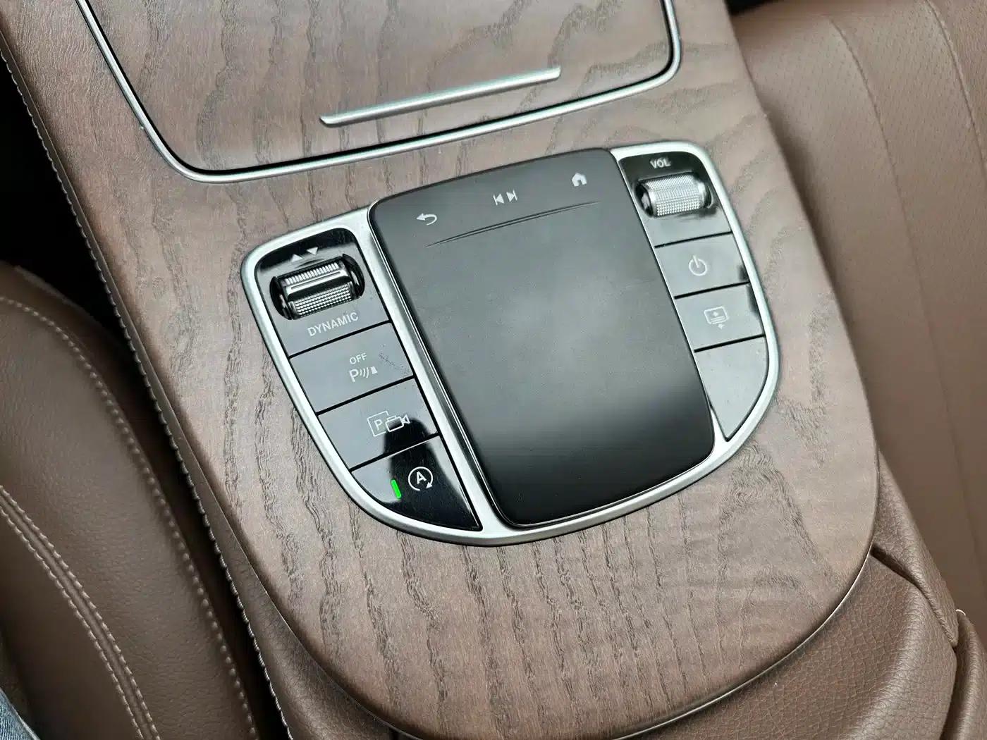 2021 Mercedes-Benz E-Class E 300 L Luxury — миниатюра 8
