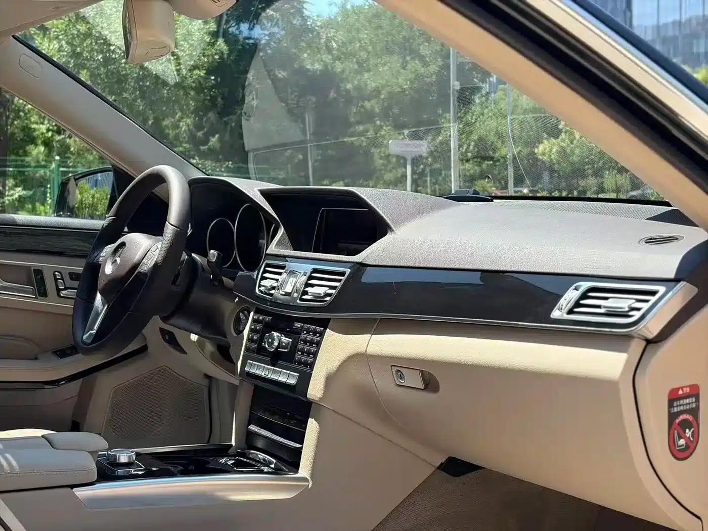 2015 Mercedes-Benz E-Class E 260 L Sport — миниатюра 13