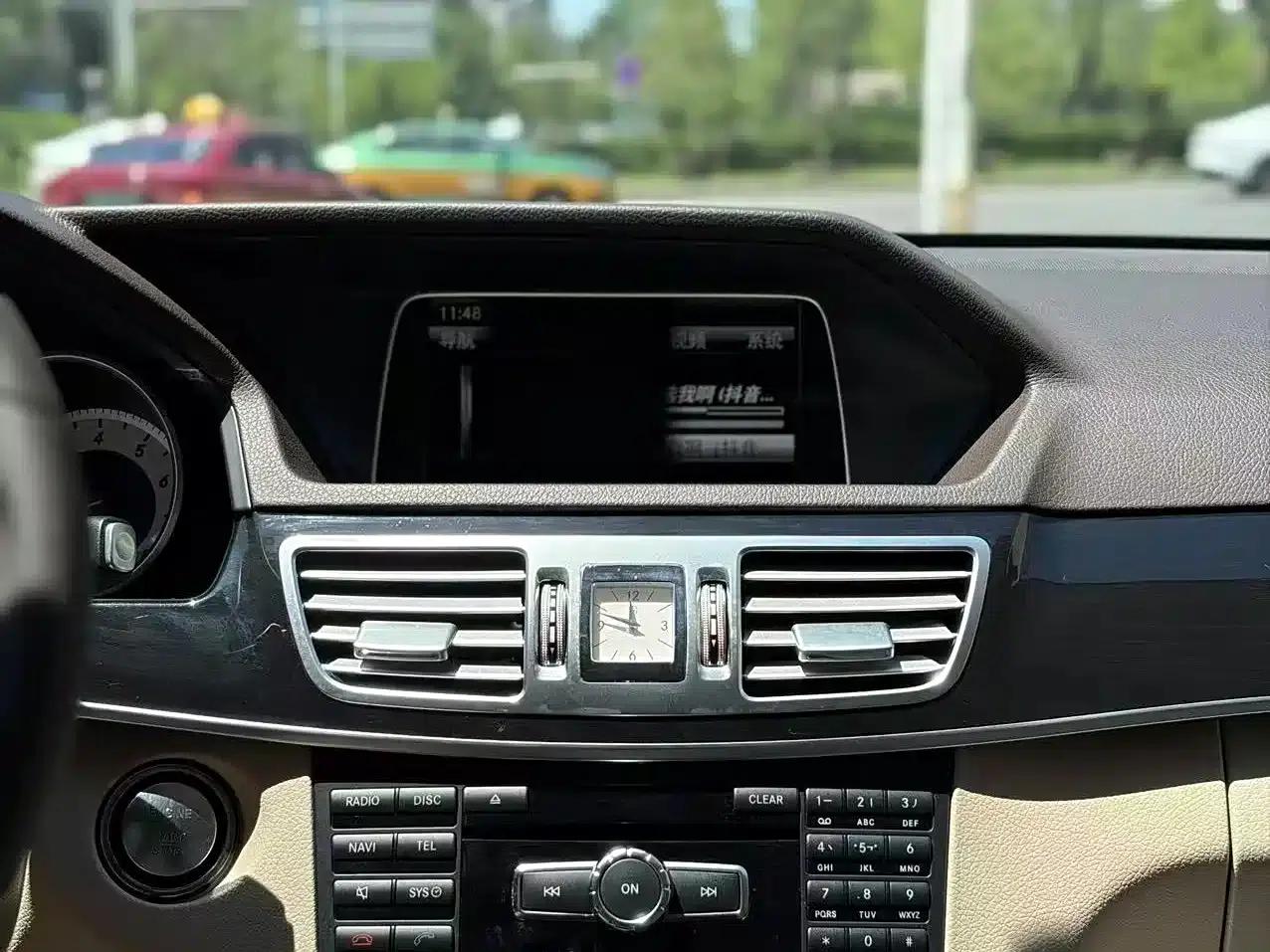 2015 Mercedes-Benz E-Class E 260 L Sport — миниатюра 7