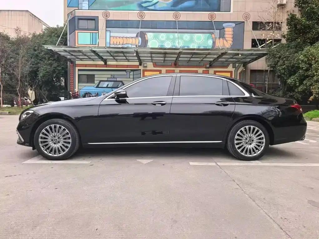 2023 Mercedes-Benz E-Class E 260 L — миниатюра 16