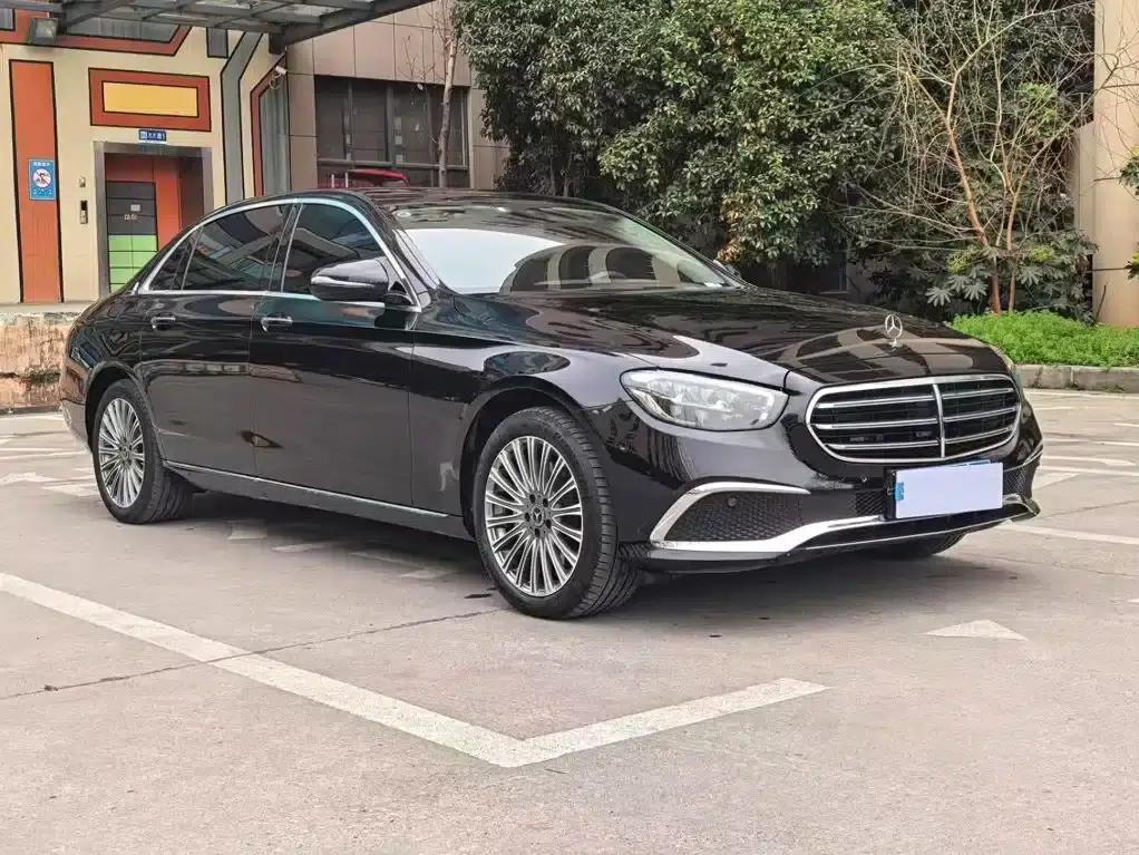 2023 Mercedes-Benz E-Class E 260 L — миниатюра 3