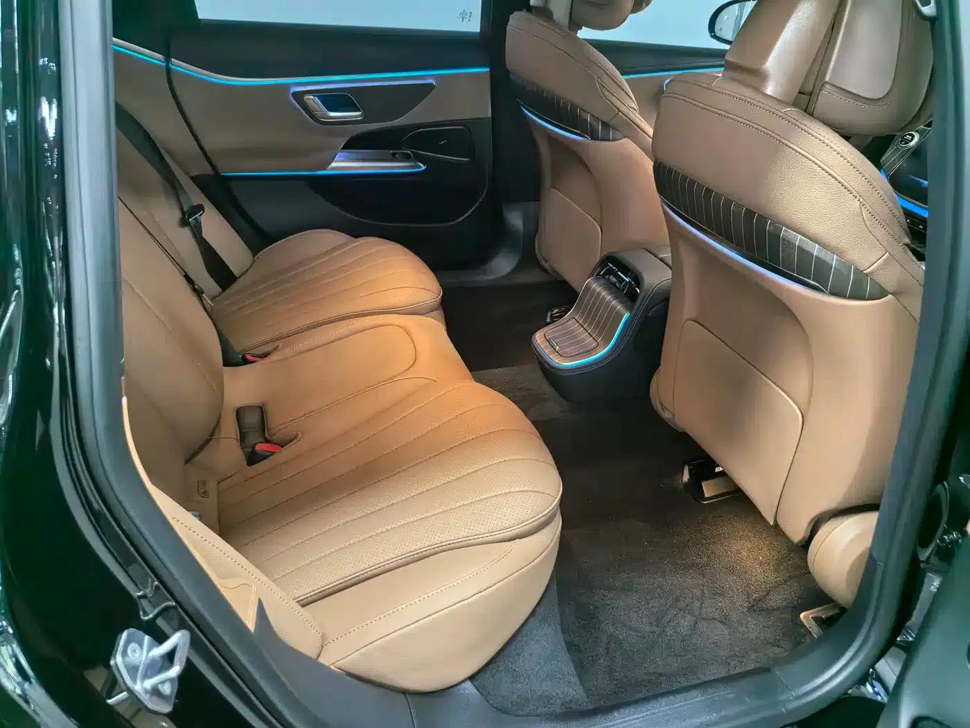 Mercedes-Benz E-Class 2025 E 300 L Fashion Edition — миниатюра 9