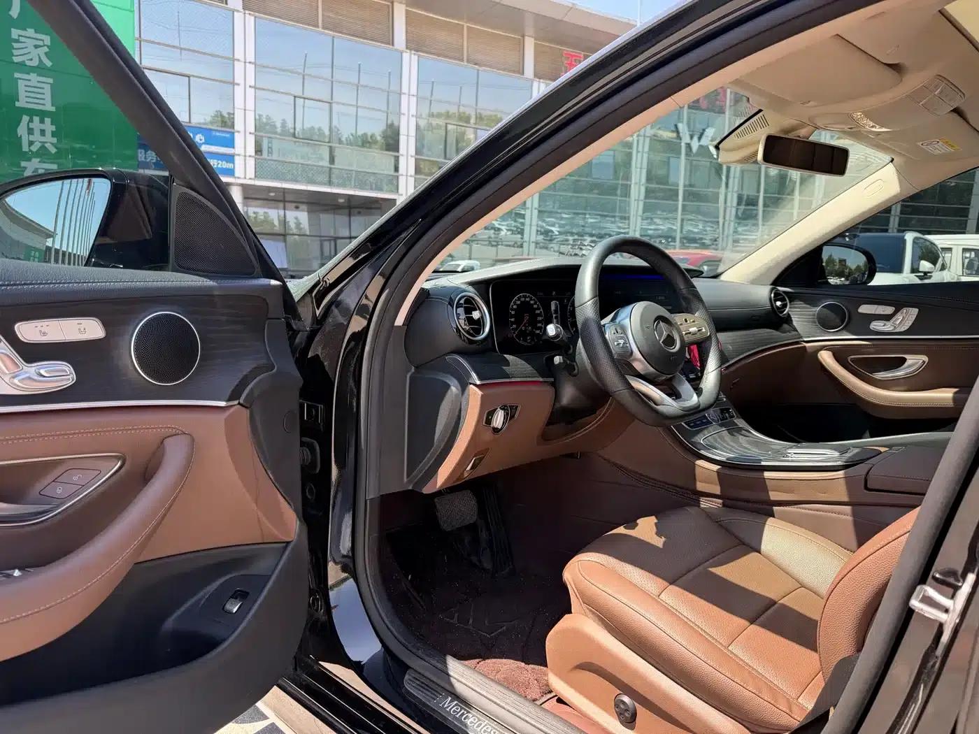 Mercedes-Benz E-Class 2020 Facelift E 300 L Sport Style — миниатюра 3